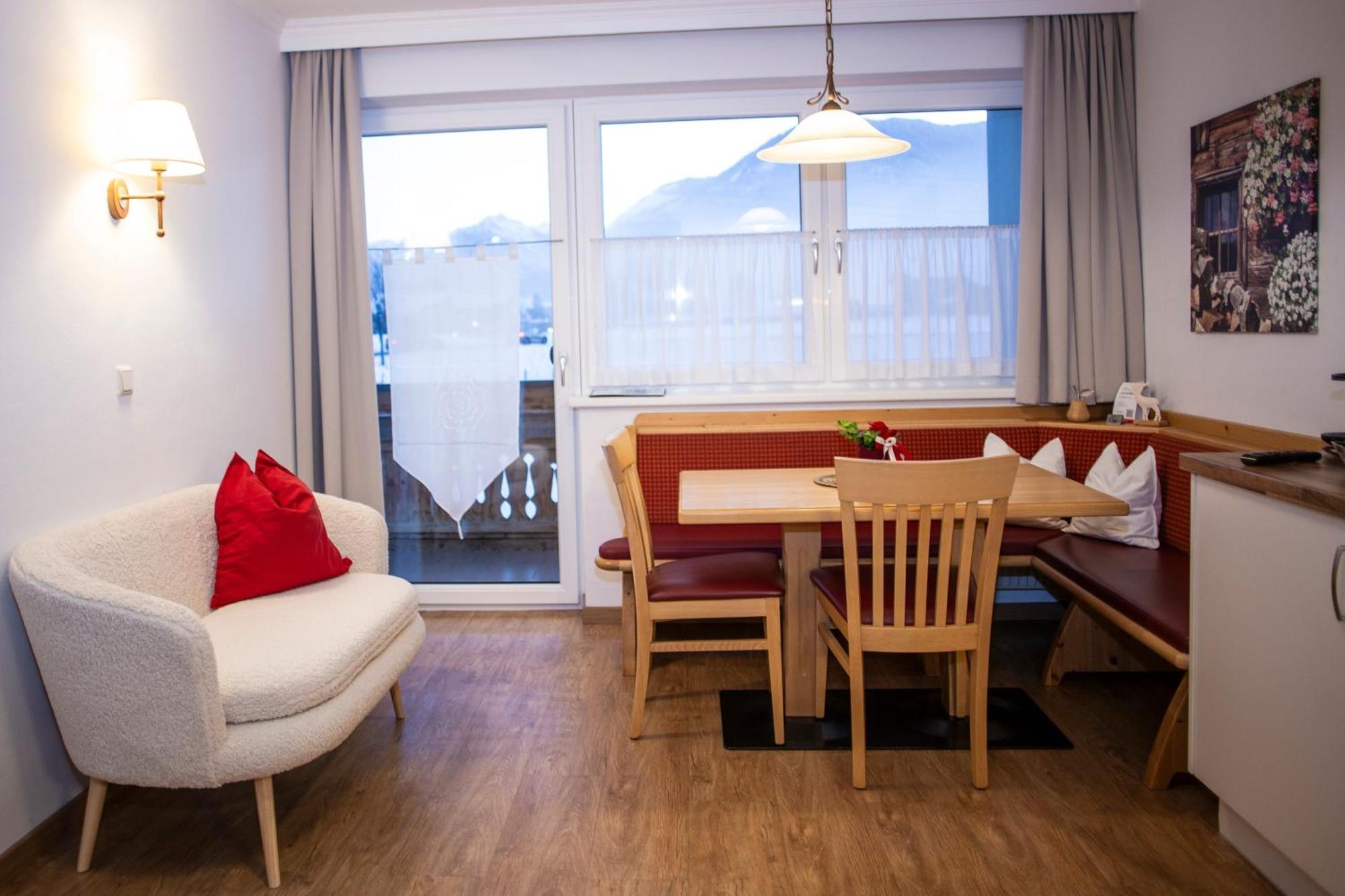 Appartement-Gaestehaus Ursula Flachau Zewnętrze zdjęcie